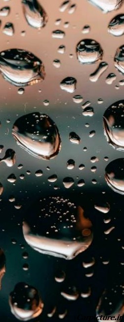 عکس شیشه ماشین باران خورده